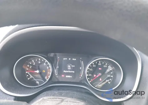 2018 Jeep Compass Sport 4X4 z USA, uszkodzony, nr VIN 3C4NJDAB7JT177689